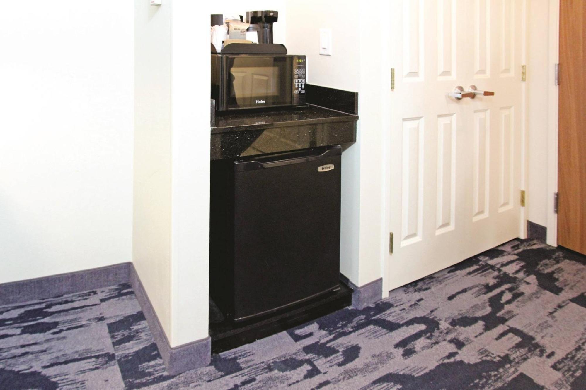 Fairfield Inn & Suites By Marriott Charleston Airport/Convention Center Норт-Чарлстон Екстер'єр фото