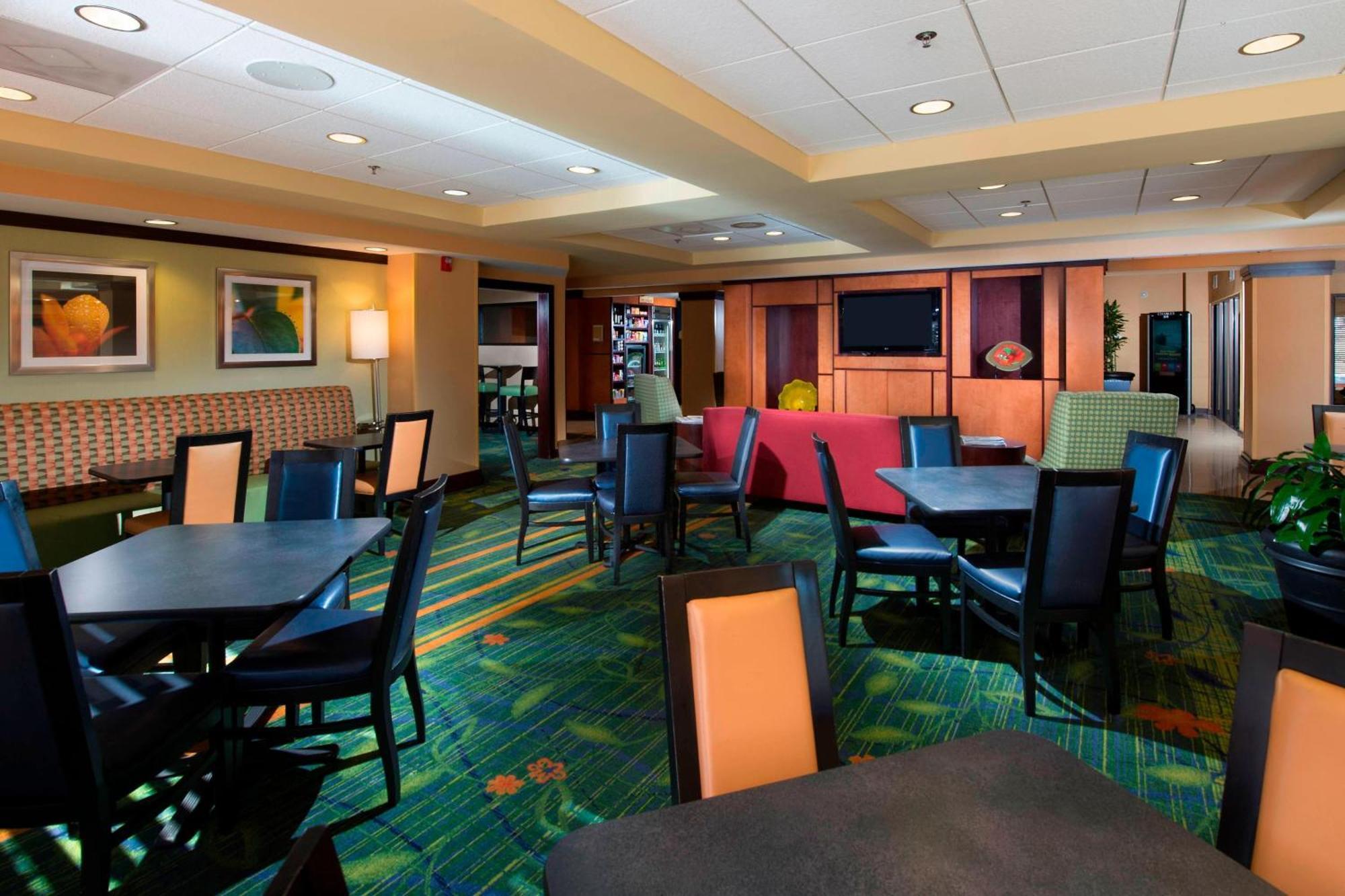 Fairfield Inn & Suites By Marriott Charleston Airport/Convention Center Норт-Чарлстон Екстер'єр фото