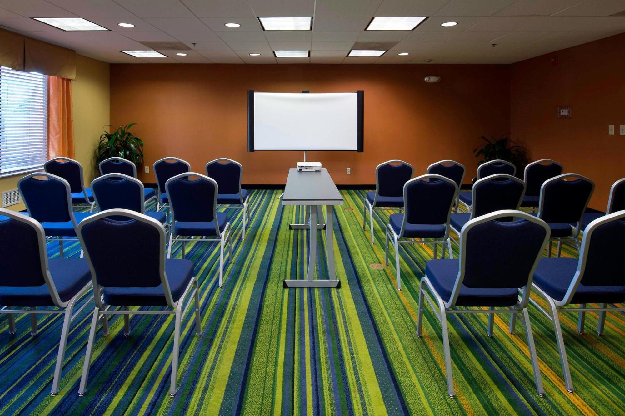 Fairfield Inn & Suites By Marriott Charleston Airport/Convention Center Норт-Чарлстон Екстер'єр фото