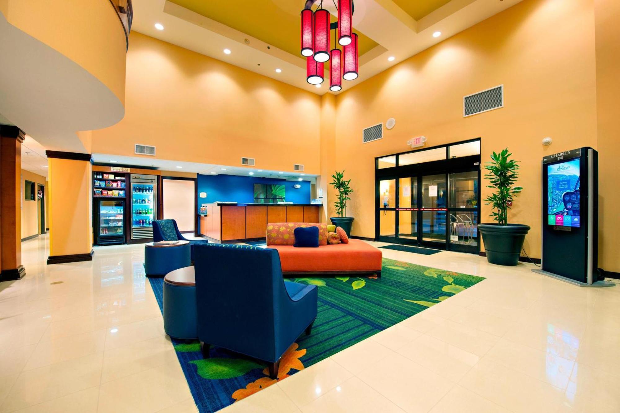 Fairfield Inn & Suites By Marriott Charleston Airport/Convention Center Норт-Чарлстон Екстер'єр фото