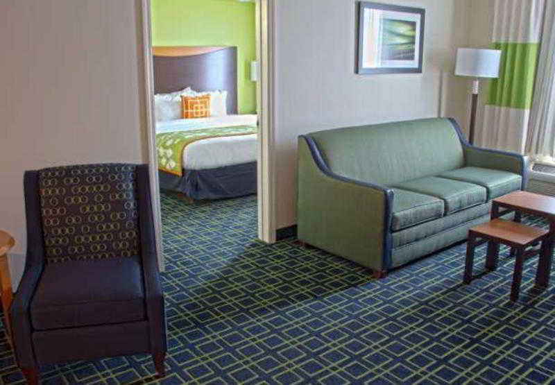 Fairfield Inn & Suites By Marriott Charleston Airport/Convention Center Норт-Чарлстон Екстер'єр фото