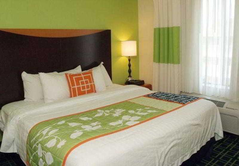 Fairfield Inn & Suites By Marriott Charleston Airport/Convention Center Норт-Чарлстон Номер фото