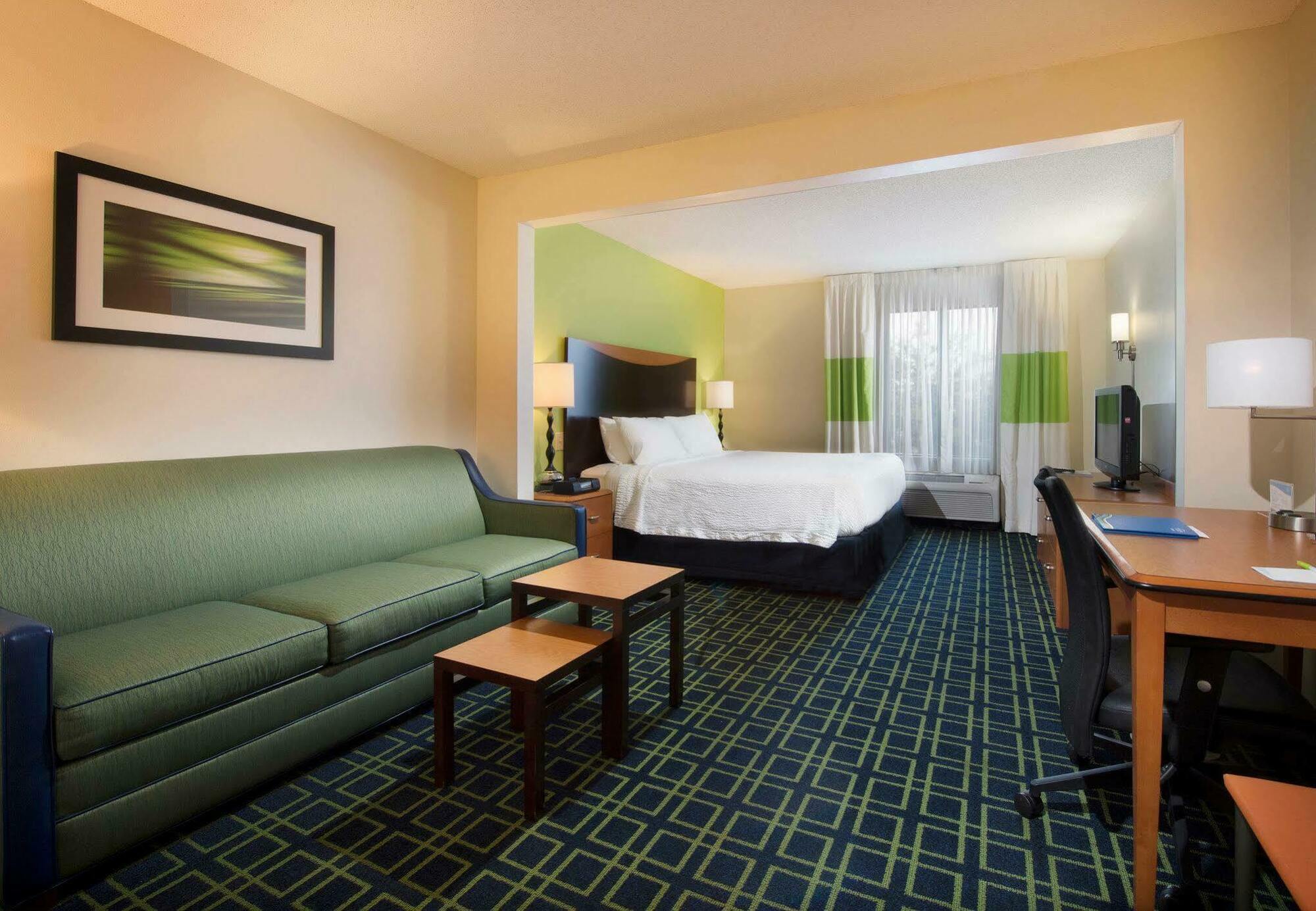 Fairfield Inn & Suites By Marriott Charleston Airport/Convention Center Норт-Чарлстон Екстер'єр фото